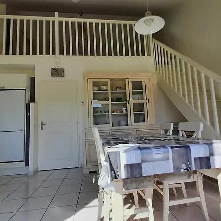 Apartament La Paree D'eau 513 2 Avec Piscine
